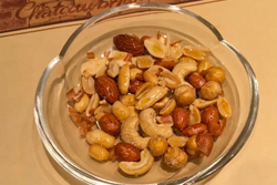 ミックスナッツ